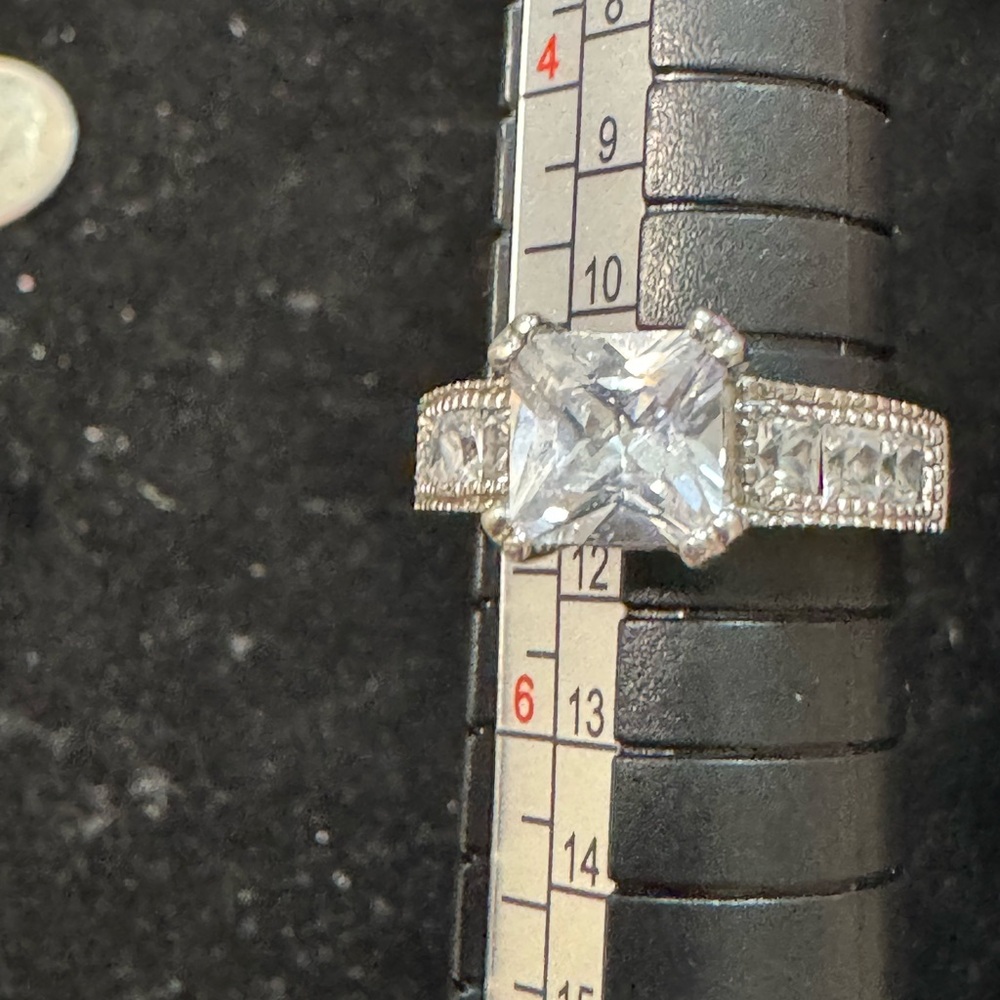 925 silver ring with CZ